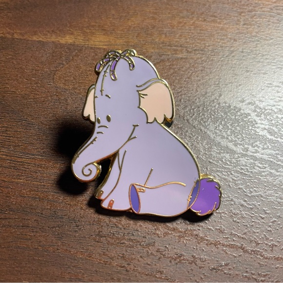 Disney Other - Lumpy the Heffalump Pin